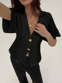 Camisa blanca sólida con mangas de murciélago, doble botonadura y frente abierto elegante - Negro - Ver 6