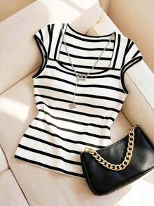 Camiseta de punto de manga corta a rayas con ajuste minimalista francés, diseño único, versátil, nueva llegada de primavera/verano - Blanco y Negro 2 - Ver 7