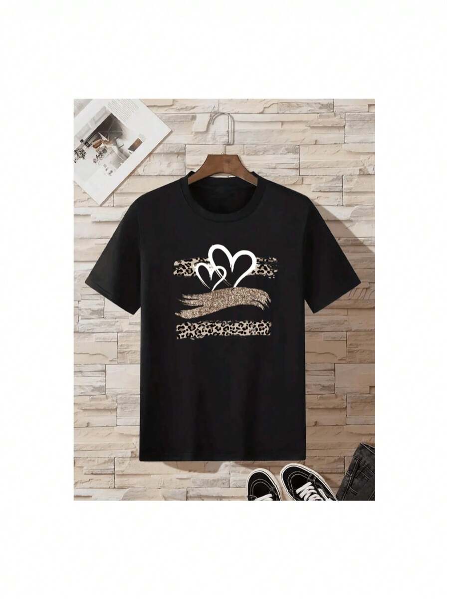 Camiseta casual de mujer con bolsillo y estampado de rayas de leopardo con corazón - Negro - Ver 1
