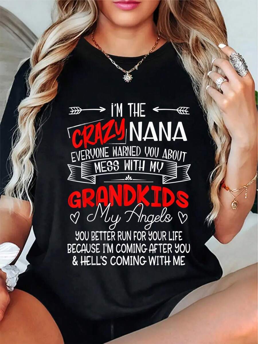 Elegante Camiseta Diaria para Mujer con Estampado Divertido "Soy una Abuela Locuaz" - Diseño con foto o icono de un adorable nieto mayor con la frase "No te metas con mis nietos", ideal como regalo para la abuela, camiseta casual de manga corta y cuello redondo, regalo perfecto para la abuela, camiseta elegante y a la moda. - Negro - Ver 1
