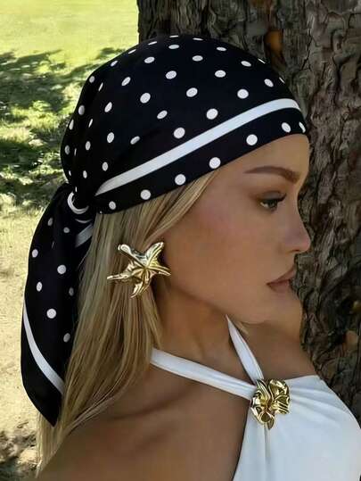 Una sciarpa di seta da donna di lusso, elegante e alla moda, con stampa a pois, misura 70*70cm, adatta per l'uso quotidiano, una scelta eccellente come regalo