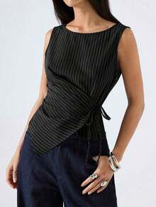 Camiseta de mujer de unicolor con dobladillo asimétrico, cintura con lazo y cuello redondo - Negro - Ver 5