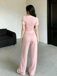 Regalo hasta agotar existencias, Set de 2 piezas de camiseta de cuello redondo holgada con estampado de letras y pantalones con cordón para mujer - Rosa - Ver 3