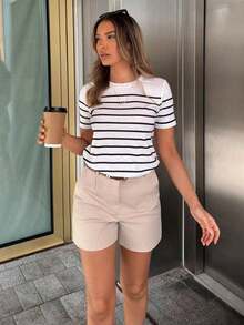 PariChic Camiseta casual de mujer a rayas, camisetas gráficas versátiles para mujer - Blanco y Negro 3 - Ver 5