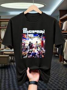 Camiseta Vintage RPG para Hombre, Transpirable, de Manga Corta, PGSR BK Pendragon La Mascarada Overture 1996 - Negra con Logotipo de Pendragon, Mercancía de Conciertos de Heavy Metal para Fanáticos de RPG de Mesa, Tejido Transpirable que Absorbe la Humedad, Estilo Casual de Verano. Una camiseta de manga corta adecuada para el hogar, el uso diario, fiestas y viajes, perfecta como regalo para amigos o familiares. - Negro - Ver 5