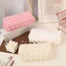 Estuche de lápices color crema, bolsa de papelería linda, caja de lápices de alta calidad, diseño adorable en 3D con corazón + Estuche de lápices con diseño de crema batida, fácil de almacenar papelería y monedas. Artículo esencial dulce y lindo para estudiantes - perfecto para volver a la escuela y llevar, puede almacenar útiles escolares, estuche de lápices, etc. - Nuevo modelo - Ver 4