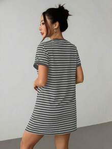 Vestido corto de manga corta para el verano con estampado de rayas y ribete a color block - Gris Oscuro - Ver 2