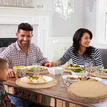 Rustic Vintage Style Jute Round Placemat With Coil Fringe Edge, Suitable For Various Home Decor Scenarios. Whether For Daily Home Use Or As Soft Decoration And Event Backdrop, It Can Create A Sense Of Ritual For Your Dining And Living Scenes. - Multicolor - View 2