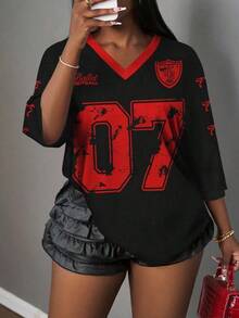 Camiseta casual con estampado de número 07 y letras para mujer, adecuada para el verano - Rojo y negro - Ver 1