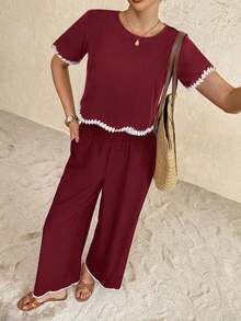 2 piezas Conjunto de top de manga corta de cuello redondo y pantalones de color contrastante para mujer - Burdeos - Ver 7