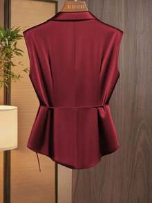 Camisa de mujer con estampado de flores silvestres, cuello, sin mangas, con lazo en la cintura - Burdeos - Ver 2
