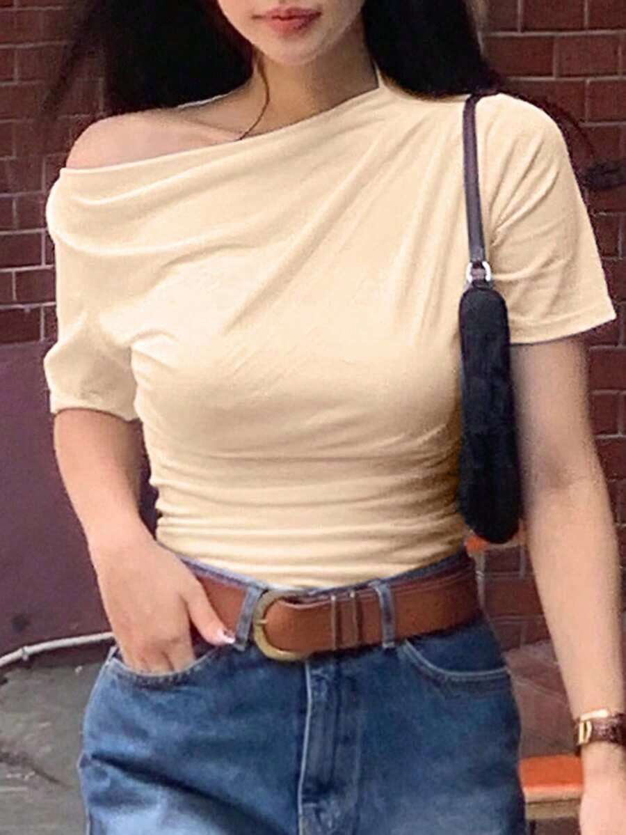 Camiseta blanca de manga corta ajustada con cuello asimétrico de unicolor para mujer, verano - Beis - Ver 1