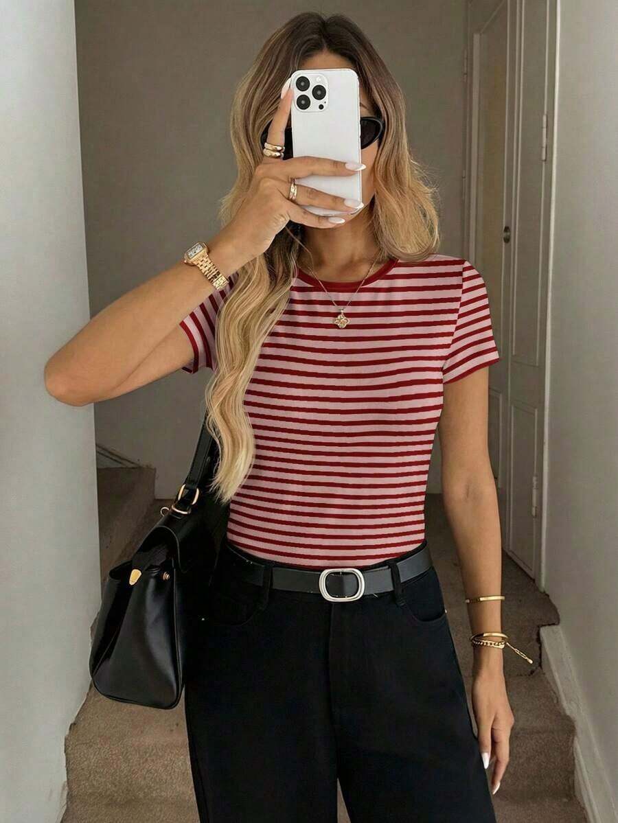 Camiseta de manga corta ajustada con cuello redondo y diseño de bloques de color y rayas minimalista y casual, adecuada para primavera/verano - Multicolor 3 - Ver 1