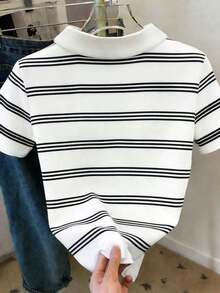Camiseta de manga corta ajustada con cuello bordado para mujer - Multicolor - Ver 2