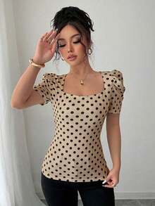 Camiseta casual de mujer, elegante y sexy, de manga corta, cuello joya, mangas abullonadas, puños fruncidos, estampado de lunares blancos y negros, silueta ajustada, adecuada para vacaciones - Multicolor 5 - Ver 7