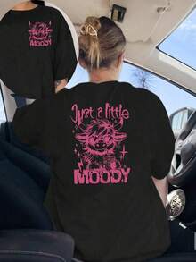 Camiseta Divertida de Vaca Highland para Mujer - Estampado Frontal y Trasero con el Lema "Just a Little MOODY" - Camiseta Gráfica Casual Negra y Rosa - Camiseta Suave para Uso Diario - Atuendos de Primavera/Verano/Otoño Y2k - Blanco - Ver 10