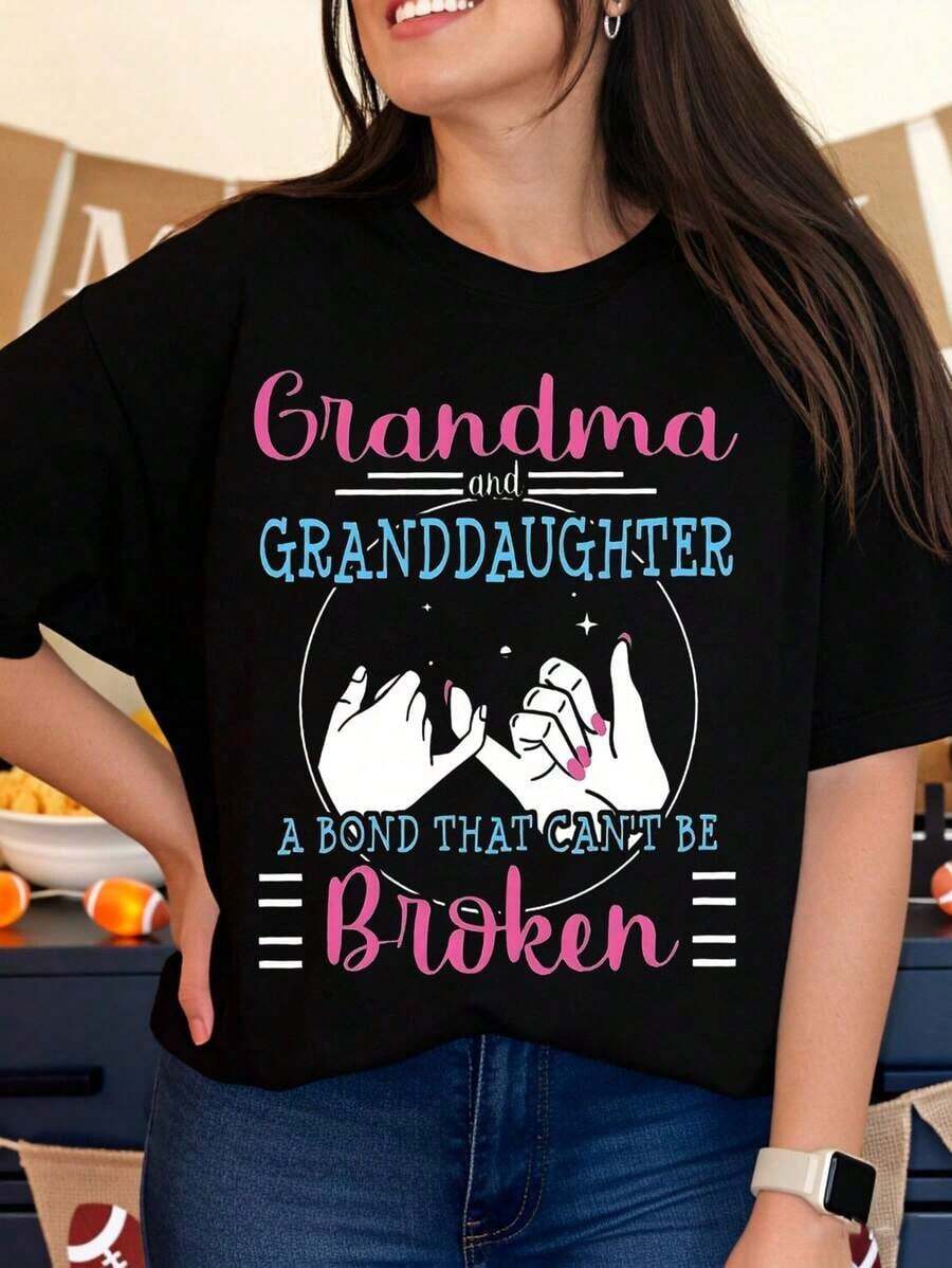 Grandmother And Granddaughter: An Unbreakable Bond. Women's Family Love T-Shirt, Gift For Mother And Daughter, For Birthdays, Christmas And Holidays. - 黑色 - 查看 1