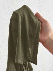 Blusa negra tubo con recogido en la cintura, bajo asimétrico y atado a los lados - Verde militar - Ver 3