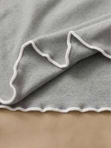 Top de tirantes con lazo y ribete de lechuga en contraste, elegante y ajustado, top para salir para mujeres, apto para el estilo del milenio - Gris - Ver 5