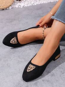 2026 Spring/Autumn New Black Velvet Pointed Toe Shoes, Fashion Leopard Head Crystal Decor Low Heel Low Vamp Comfortable Casual Soft Bottom Work Shoes - Black - View 3