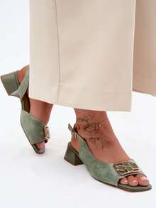 Sandales élégantes pour femmes D&A CE61-3127  naturel, avec un talon bloc bas stable, une semelle intérieure  confortable et une bride réglable avec un détail décoratif vert marron - Vert - Voir 4