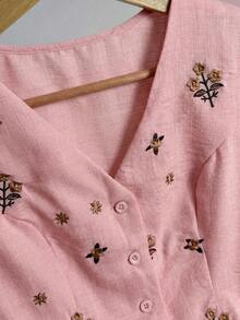 Camisa sin mangas con cuello en V, botones y bordado, con aspecto de lino, para mujer, para salidas de verano, citas, Año Nuevo, San Valentín, Pascua, Día de la Madre, festivales de música, estilo de Oriente Medio, bodas, elegante, vintage, casual - Rosa - Ver 5