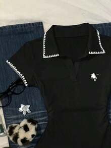 Camiseta casual de mujer con ribete de contraste y cintura fruncida, para verano - Negro - Ver 5