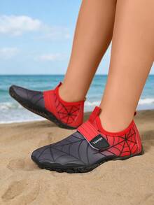 Zapatos de agua para niños con diseño de telaraña en negro y rojo, sandalias inflables cómodas y ligeras, adecuadas para nadar, playa y deportes acuáticos en verano - Negro - Ver 2