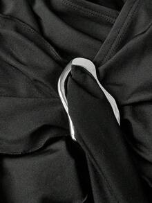 2 piezas Parte superior de tirantes casual con hebilla metálica anudada y bajo asimétrico ajustado, ropa de mujer para Navidad, Año Nuevo, fiesta, Acción de Gracias, blanco, salir, vacaciones - Blanco y Negro - Ver 3