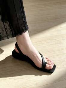 2026 Summer New Square Toe Flat Sandals For Women, French Style Minimalist Elegant INS Vacation Comfortable Flat Roman Sandals,Flip Flops - Black - View 8
