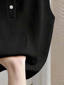 Camiseta sin mangas acanalada casual y elegante con cuello polo para mujer - Negro - Ver 4