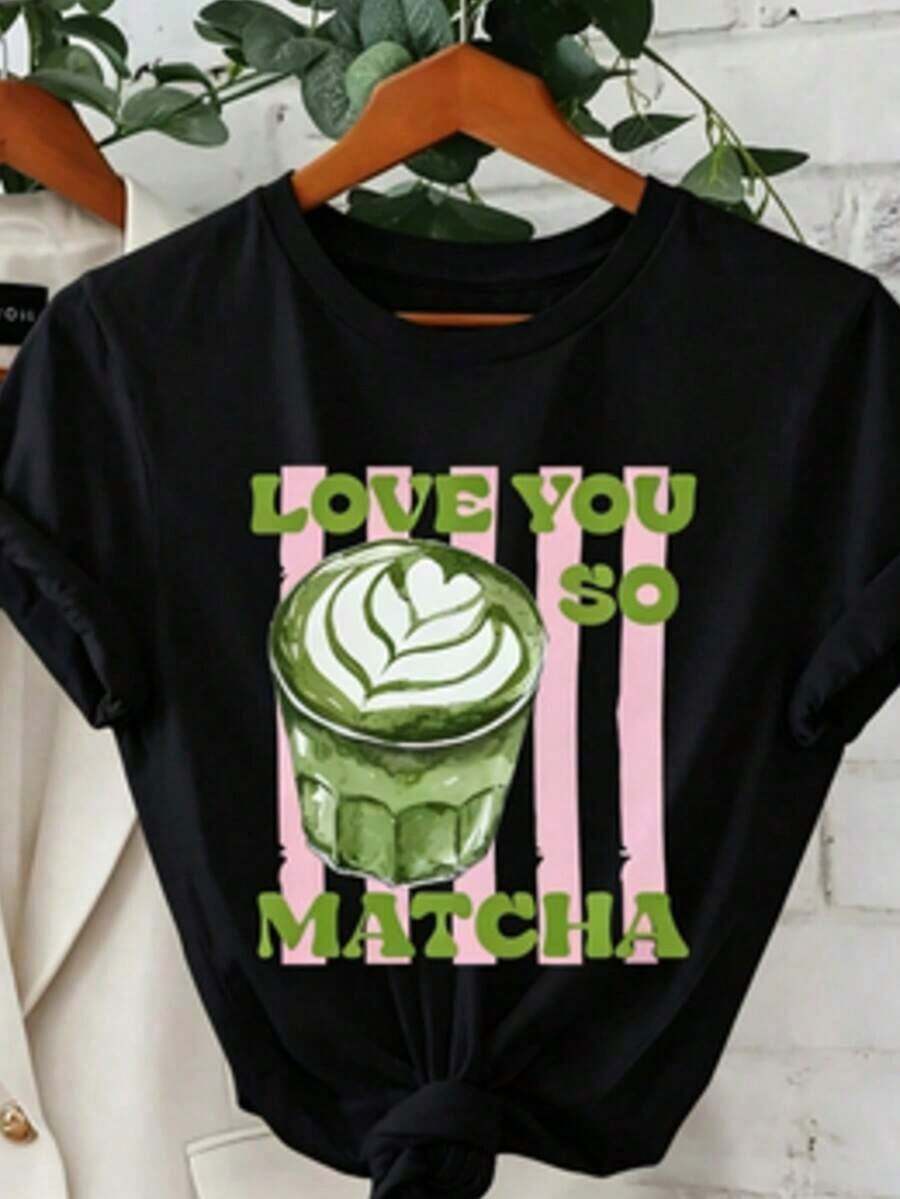SimpieAndVersatileDesignNueva Camiseta Casual de Verano con Estampado Gráfico "Love You So Much Matcha", Manga Corta, Cuello Redondo, Estilo Casual, Adecuada para Verano y Primavera, Camiseta de Algodón Holgada de Manga Corta con Cuello Redondo, Estilo Vintage Urbano Unisex para Mujer. Camiseta de algodón - Negro - Ver 1