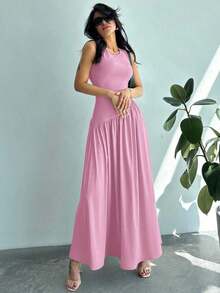 Vestido largo, sin mangas, sencillo y de uso diario para mujer con cintura fruncida y en un solo color - Rosa - Ver 6