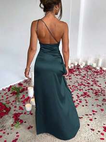 Vestido de satén de seda de un solo hombro con pliegues de unicolor para mujer, con espalda descubierta y abertura alta hasta el muslo, adecuado para discoteca, fiesta, salida, fiesta, cóctel, invitado de boda y elegante verano - Verde Oscuro - Ver 8