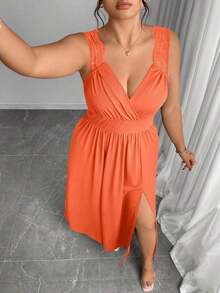 Elenzya Vestido línea A con cuello en V, contraste de encaje, tirantes finos y abertura para tallas grandes - Naranja - Ver 3