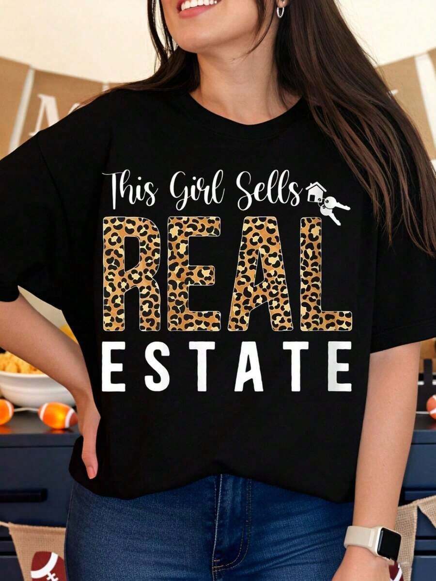 This Girl Sells Real Estate, Leopard Print T-Shirt For Women, Gift For Real Estate Agent, Funny Work T-Shirt, Casual Top. - 黑色 - 查看 1