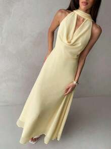 Vestido de mujer con cuello drapeado, línea A y espalda descubierta en color amarillo fluido - Amarillo - Ver 5