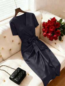 Raffinéa Vestido de mujer de satén con escote en V en color rojo picante, con volantes asimétricos en el bajo y mangas cortas, adecuado para uso diario elegante, salidas glamorosas y citas románticas - azul real - Ver 6