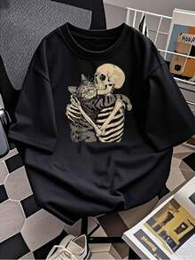 Camiseta con Estampado de Gato Acogedor y Abrazo de Esqueleto para Mujer, Camiseta de Manga Corta Estilo Halloween, Linda y Espeluznante, Top de Algodón de Corte Relajado con Estampado Artístico de Moda, Prenda Casual Única - Negro - Ver 2