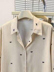 Camisa de manga larga con estampado a rayas y lazo, con botones delanteros, cuello de camisa, top casual, adecuado para primavera, otoño e invierno en color rosa - Albaricoque - Ver 5