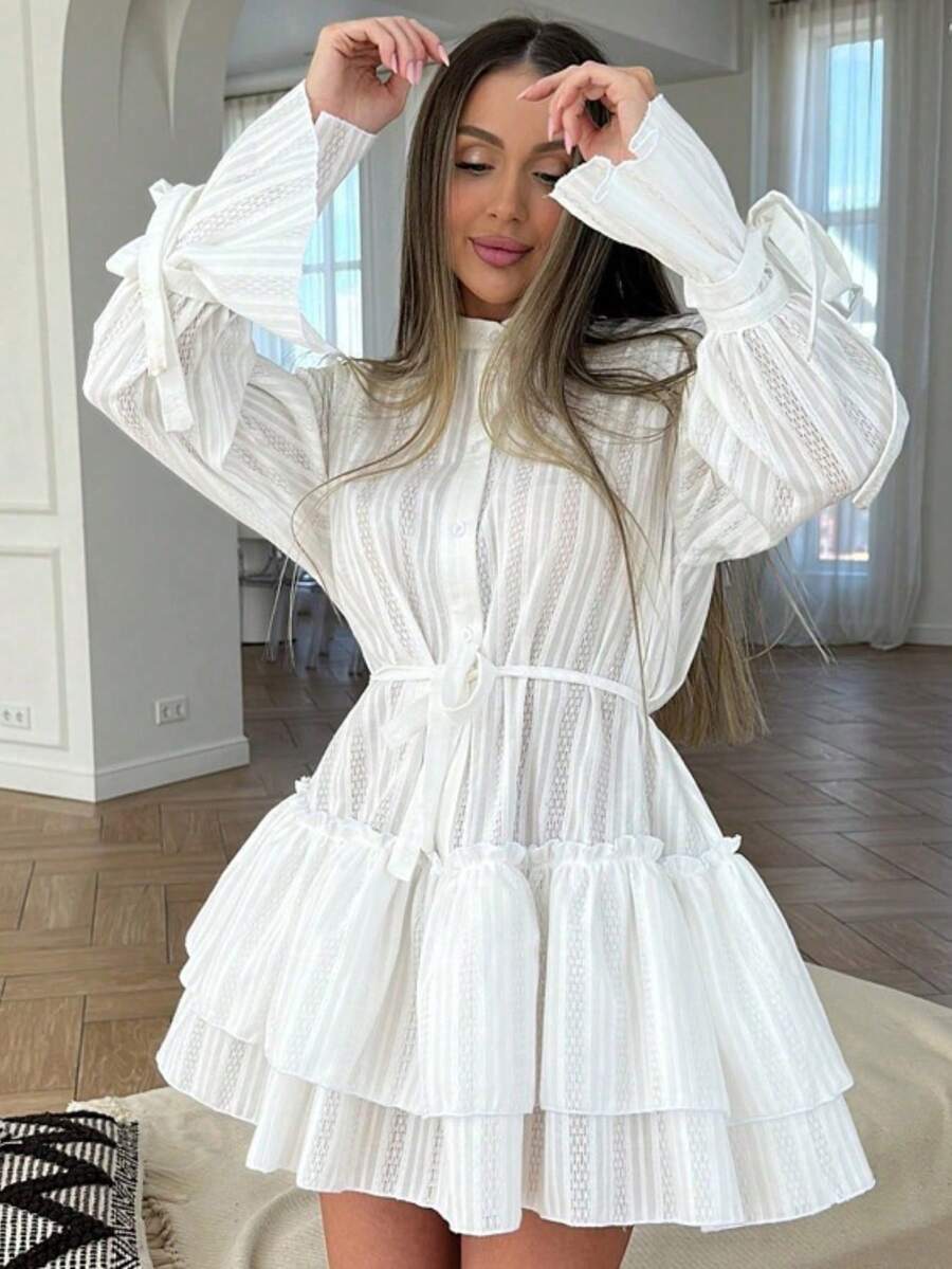 Vestido corto francés 2026, cuello alto con lazos, manga larga con volantes, estilo elegante - Blanco - Ver 1