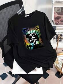 Gráfico colorido que muestra la silueta de un niño aventurero rodeado de animales salvajes y hojas tropicales que simbolizan libertad valor y conexión con la naturaleza camiseta de mujer - Negro - Ver 3