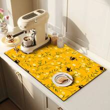 1 pieza Tapete de secado de platos, Tapete para máquina de café, Fondo amarillo con patrón de flores blancas, hojas verdes y abejas, Tapete absorbente y de drenaje, Adecuado para mesa de comedor y cafetería, Tapete de drenaje multiusos, Regalo para el hogar, Decoración de escritorio - XYLSD-343 - View 3