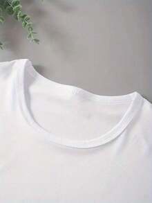 Camiseta Mujer Casual Manga Corta Cuello Redondo Moda 2026 Una elegante blusa para mujer para primavera y verano, con un diseño colorido que presenta la palabra '', muñecas Matryoshka, botellas azules, arquitectura rusa y estampados de acordeones. Esta hermosa camiseta de manga corta y cuello redondo tiene un corte casual y es cómoda. Camiseta de manga corta cómoda, suave y sencilla para uso diario - Blanco - Ver 6