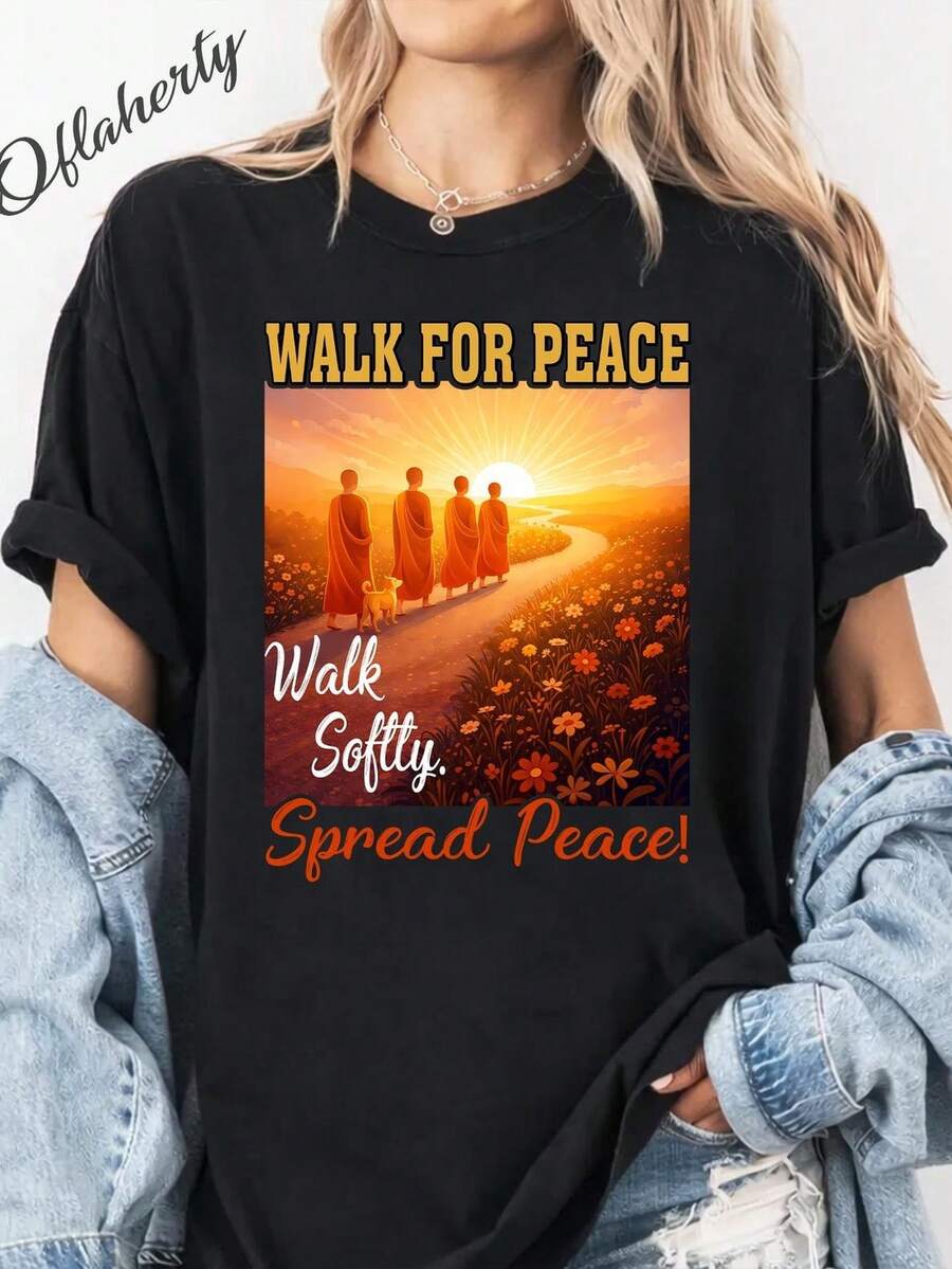 Camiseta Caminata por la Paz, Camiseta Caminata por la Paz con monjes budistas, Caminata por la Paz con un monje y un perro, Camiseta de meditación zen Caminata por la Paz. Camiseta unisex de algodón puro de 220 g, peso ideal para todas las estaciones, apta tanto para hombres como para mujeres. Tejido duradero de alta calidad, suave al tacto y de larga duración. Top transpirable. Adecuado para la primavera y el verano de las mujeres, vacaciones, Día de la Madre, Día de la Independencia. - Negro - Ver 1