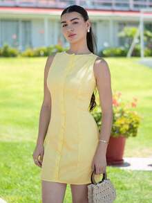 Vestido casual de verano de mujer de mini longitud, de un solo botón, cuello redondo y sin mangas, de unicolor - Amarillo - Ver 1