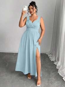 Elenzya Vestido línea A con cuello en V, contraste de encaje, tirantes finos y abertura para tallas grandes - Celeste - Ver 9