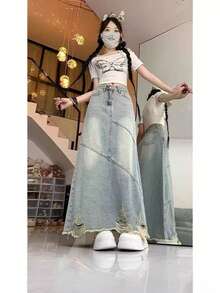 Women's Light Blue Washed Long Denim Skirt, Distressed Hem, Non-Stretch, Grunge Style Maxi Skirt, Suitable For Casual Wear - Light Wash - View 4