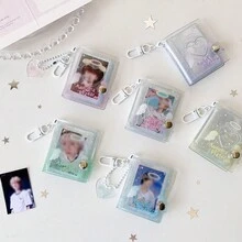 1 chiếc móc khóa album ảnh mini bằng nhựa PVC lấp lấp lánh hình thiên thần, sổ đựng ảnh 3 inch có cửa sổ hình trái tim và thiết kế cánh thiên thần, mặt dây chuyền đựng thẻ ID trong suốt lấp lánh dành cho người sưu tầm thần tượng, phụ kiện trang trí ba lô, quà tặng học sinh, quà tặng tựu trường. - Album lưu trữ thẻ - Xem 6