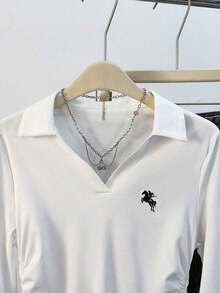 Camiseta blanca de manga larga para mujer con estampado de cerezas rojas dulces, cuello polo, cintura ajustada.Perfecta para el otoño.Nuevo estilo, camiseta de moda.Regalo para vacaciones, regalo para hermanos, regalo para hermana, regalo para mamá, regalo para el Día de la Madre.Informal, minimalista, top con estilo. - Blanco 2 - Ver 4